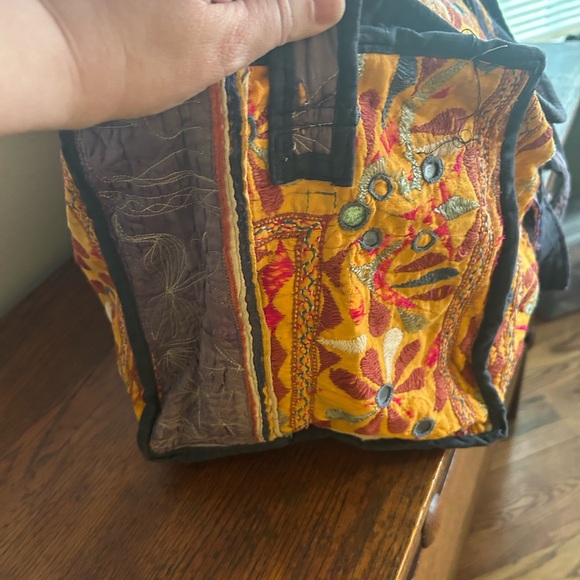 Multicolor Embroidered Indian Boho Hippie Flower Child Tote Weekend Bag - Picture 11 of 12